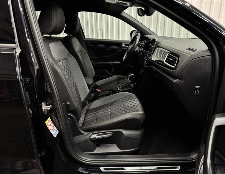 Volkswagen T-Roc SUV 2,0 l 140 kw