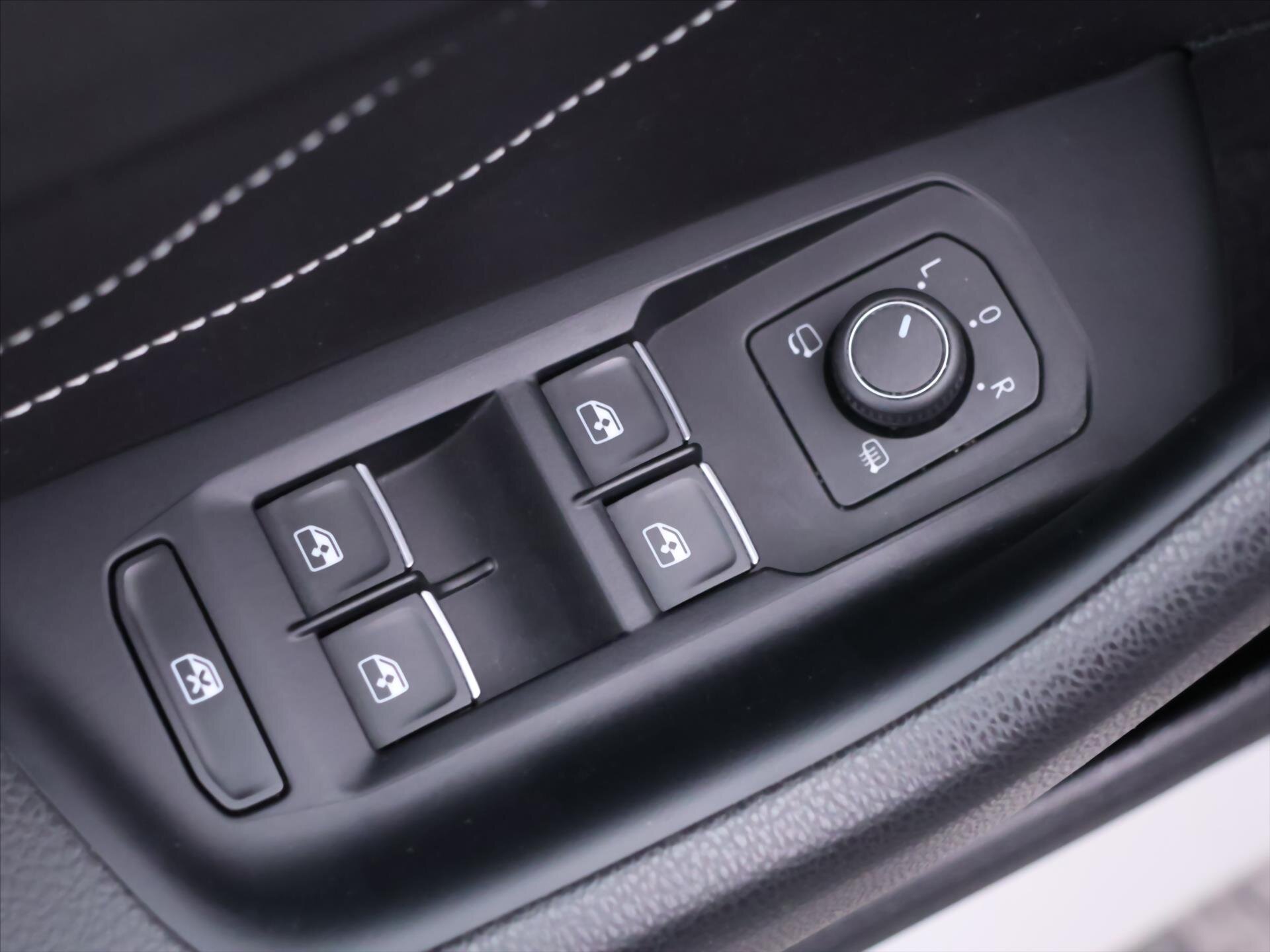 Volkswagen Arteon Kombi 2,0 l 110 kw