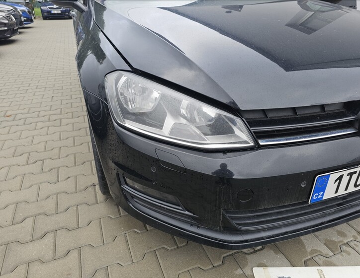 Volkswagen Golf 48