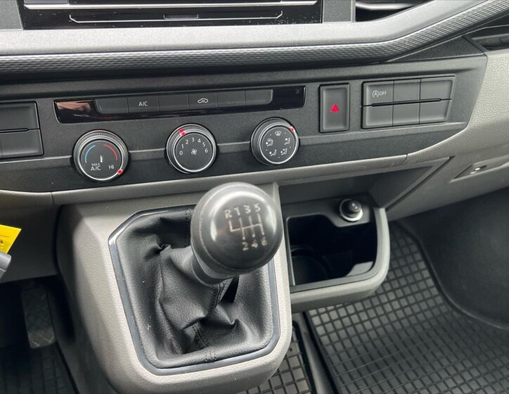 Volkswagen Transporter Skříň 2,0 l 110 kw