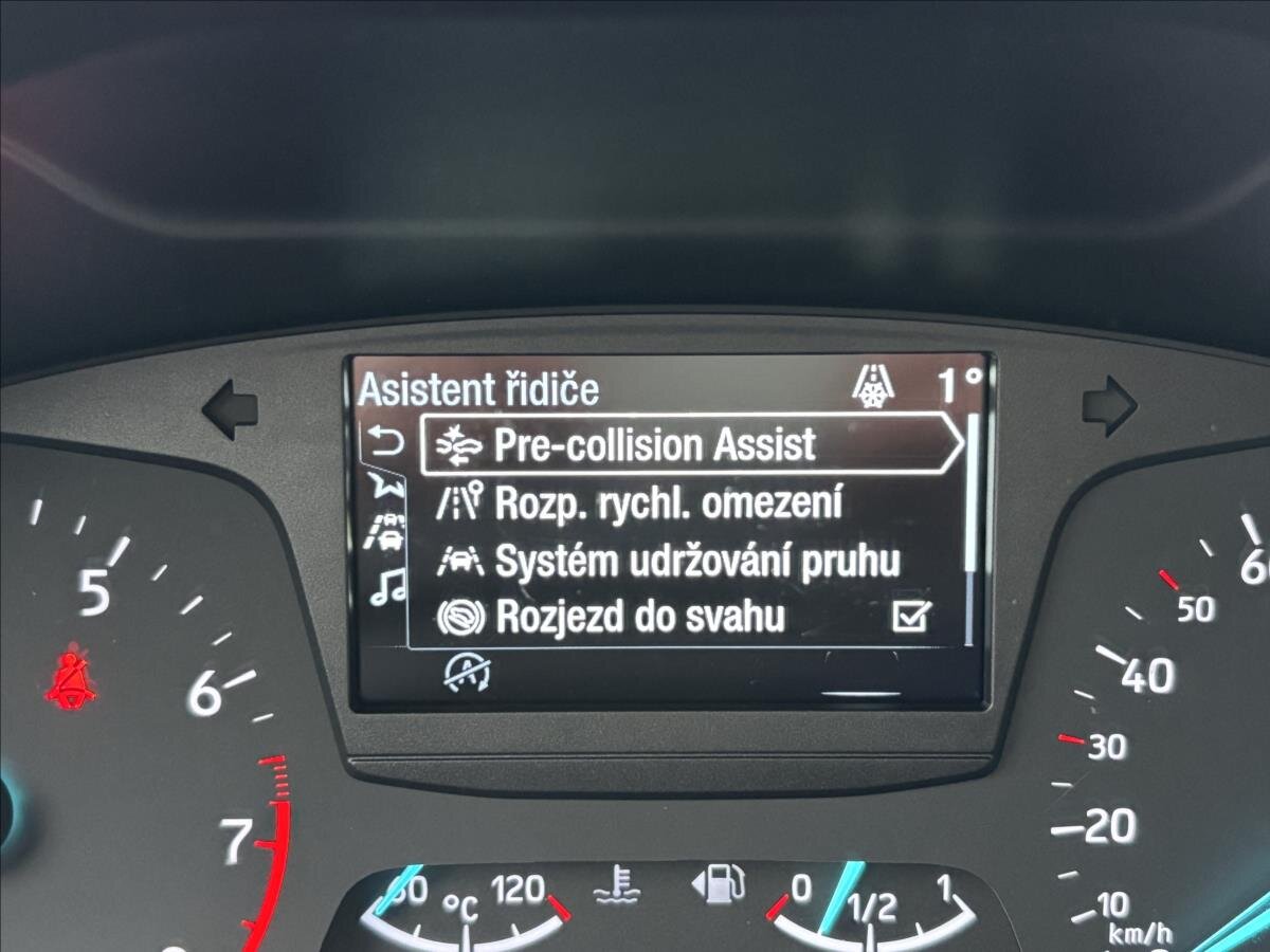 Ford Focus Kombi 999,0 92 kw