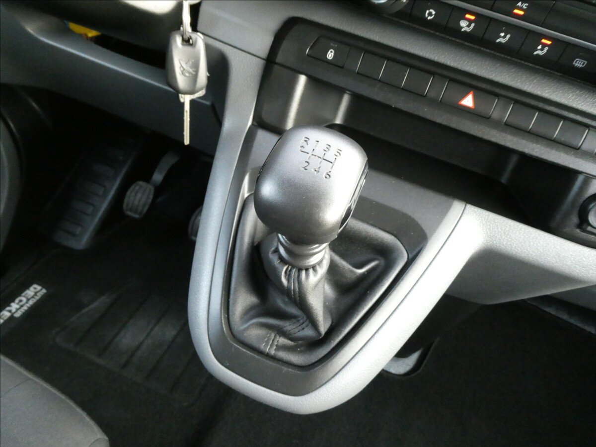 Peugeot Expert Kombi 1,5 l 88 kw