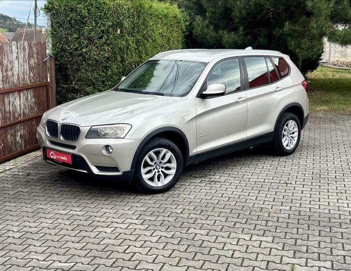 BMW X3 SUV / Terénní 2,0 l 135 kw