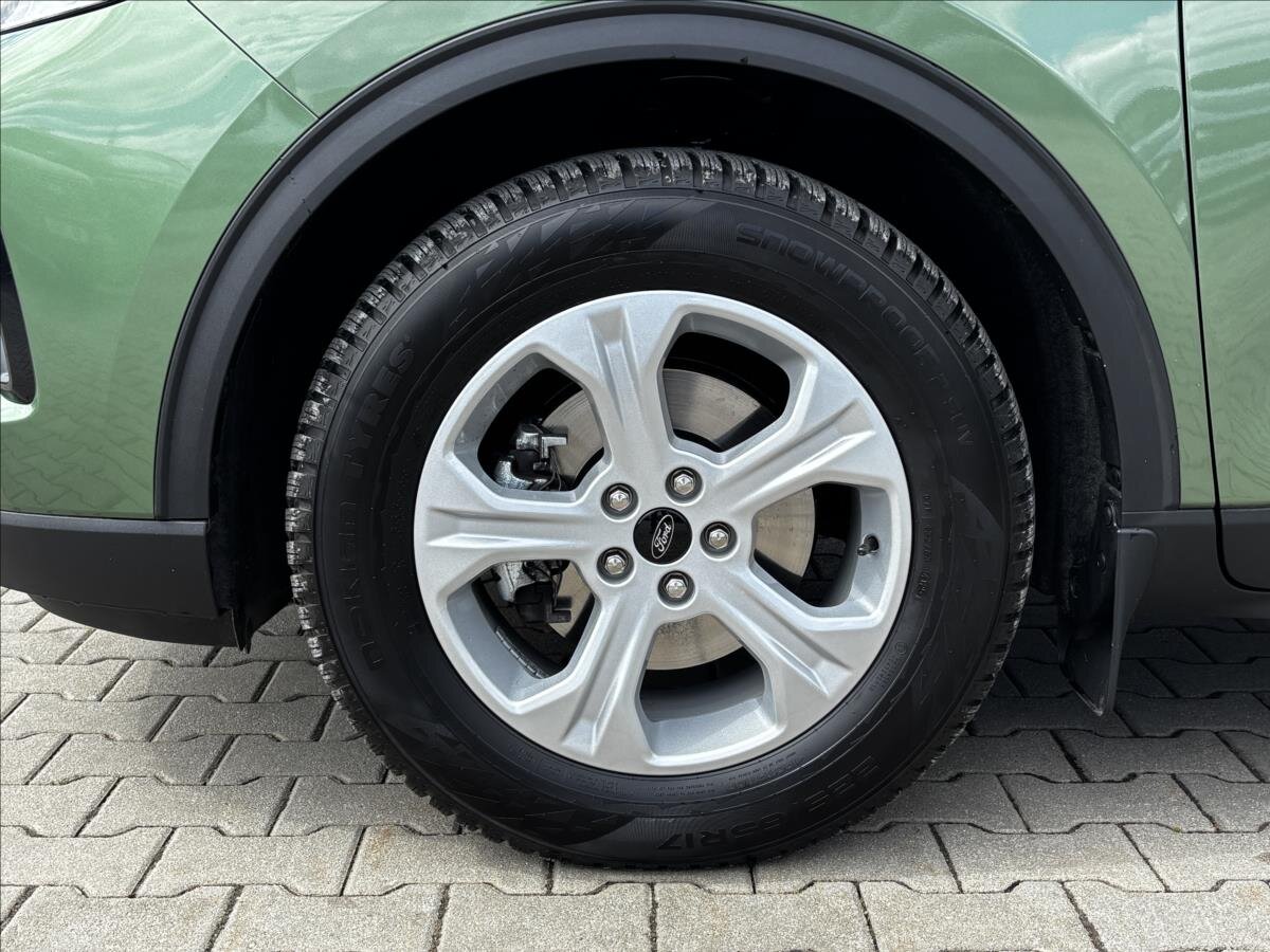 Ford Kuga SUV / Terénní 1,5 l 137 kw