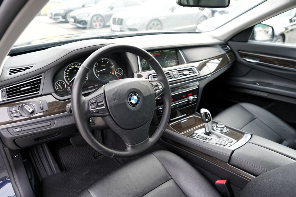 BMW Řada 7