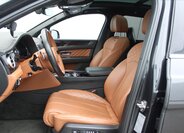 Bentley Bentayga 10