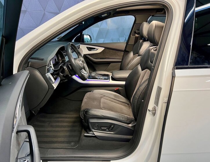 Audi Q7 SUV / Terénní 3,0 l 210 kw