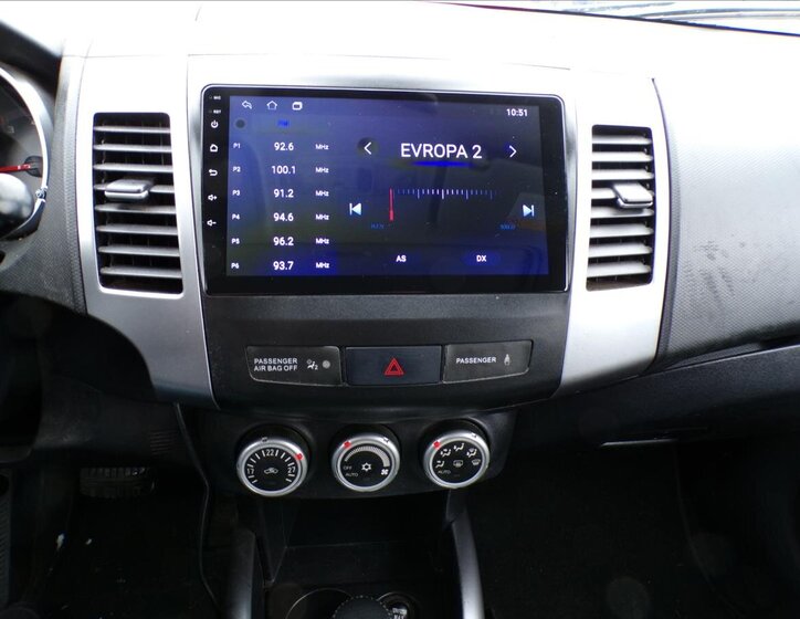 Mitsubishi Outlander Kombi 2,4 l 125 kw