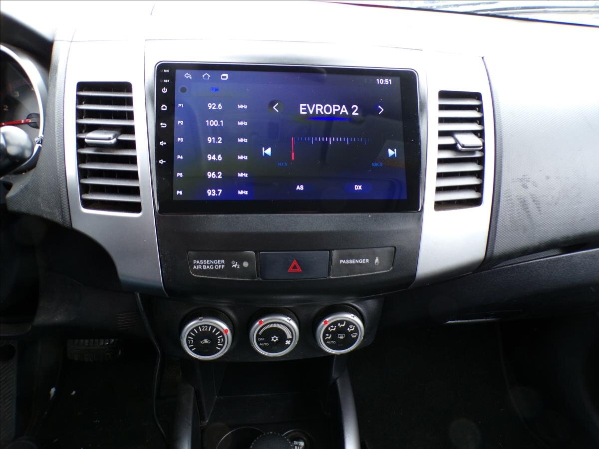 Mitsubishi Outlander Kombi 2,4 l 125 kw