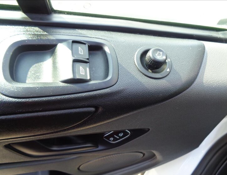 Ford Transit Custom Ostatní 2,0 l 79 kw