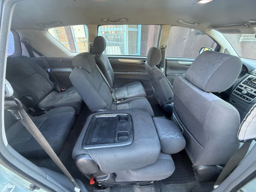 Toyota Avensis Verso MPV 2,0 l 85 kw