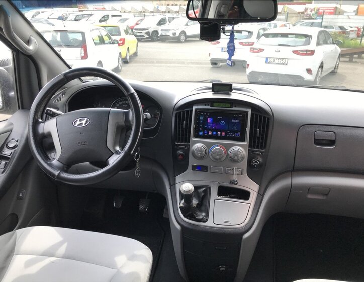 Hyundai H 1 Kombi 2,5 l 125 kw