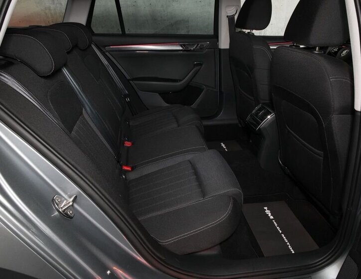 Škoda Superb Kombi 2,0 l 110 kw