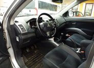 Mitsubishi Outlander SUV / Terénní 2,0 l 103 kw