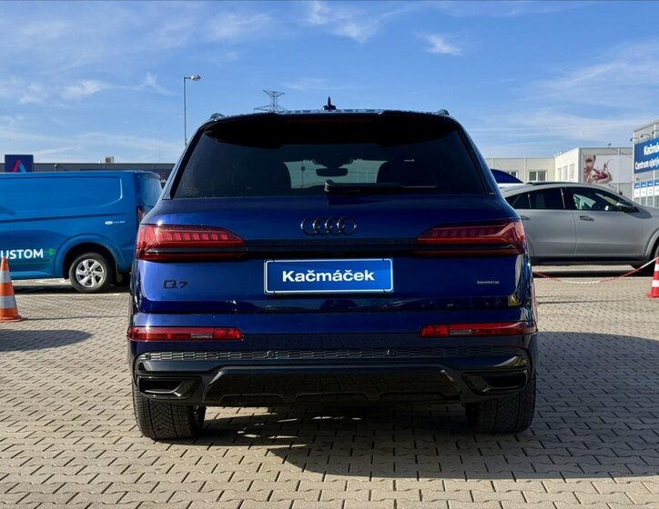 Audi Q7 SUV / Terénní 3,0 l 210 kw
