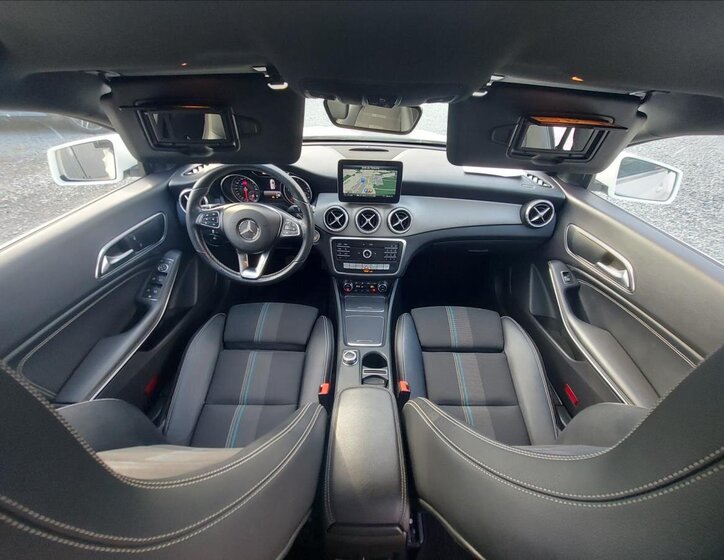 Mercedes-Benz CLA 20