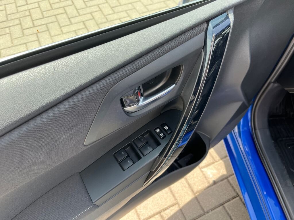 Toyota Auris Hatchback 1,8 l 73 kw