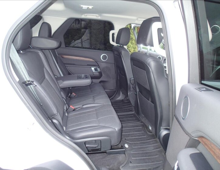 Land Rover Discovery SUV / Terénní 2,0 l 132 kw