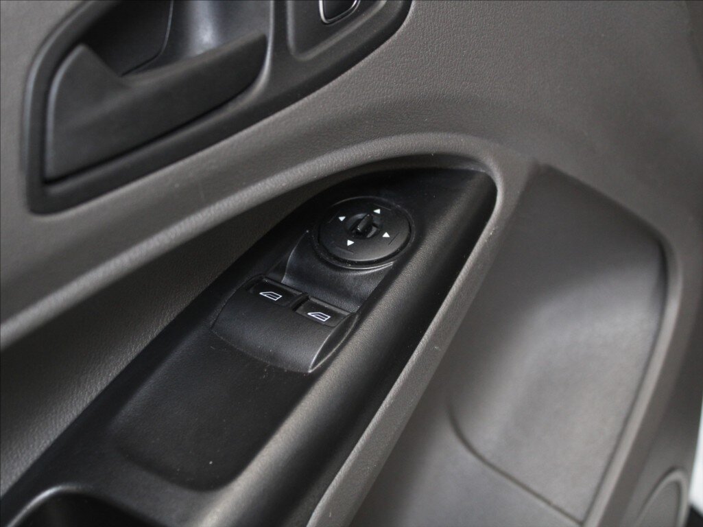 Ford Transit Connect Skříň 999,0 73 kw