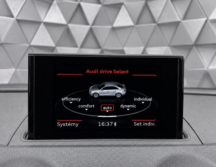 Audi A3 Sedan / Limuzína 2,0 l 135 kw