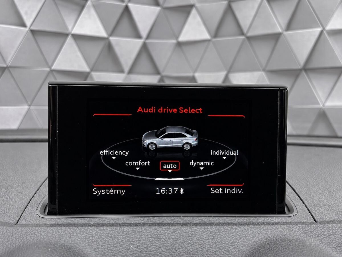 Audi A3 Sedan / Limuzína 2,0 l 135 kw