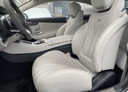 Mercedes-Benz Třídy S Kupé 4,0 l 450 kw