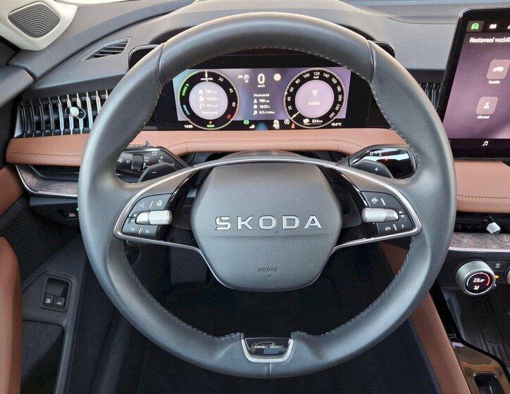 Škoda Superb Kombi 1,5 l 150 kw