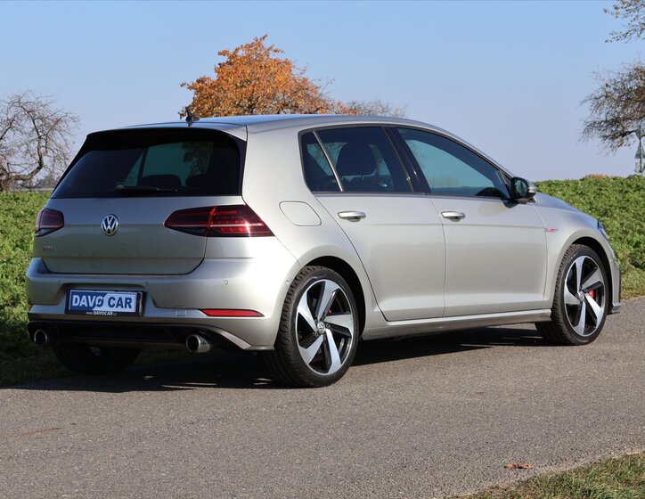Volkswagen Golf Hatchback 2,0 l 180 kw