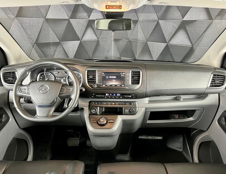 Opel Vivaro Užitková 2,0 l 130 kw