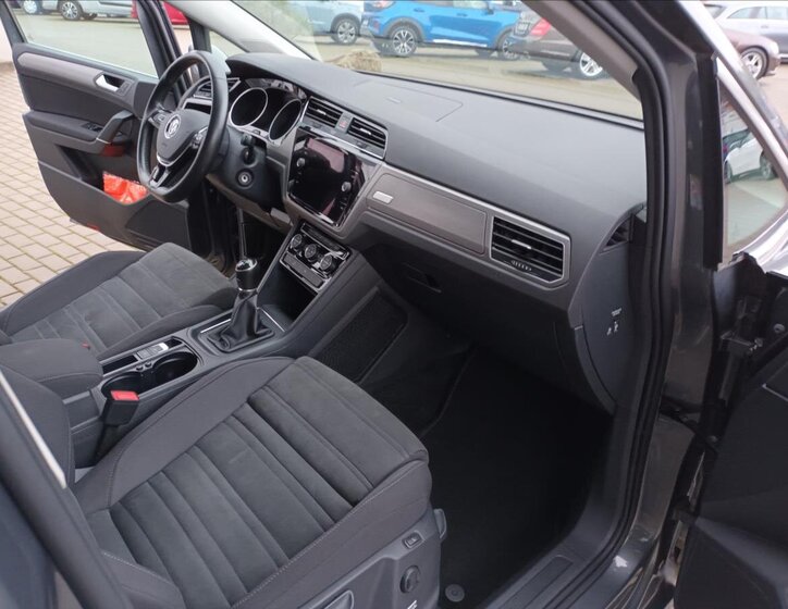 Volkswagen Touran MPV 2,0 l 110 kw