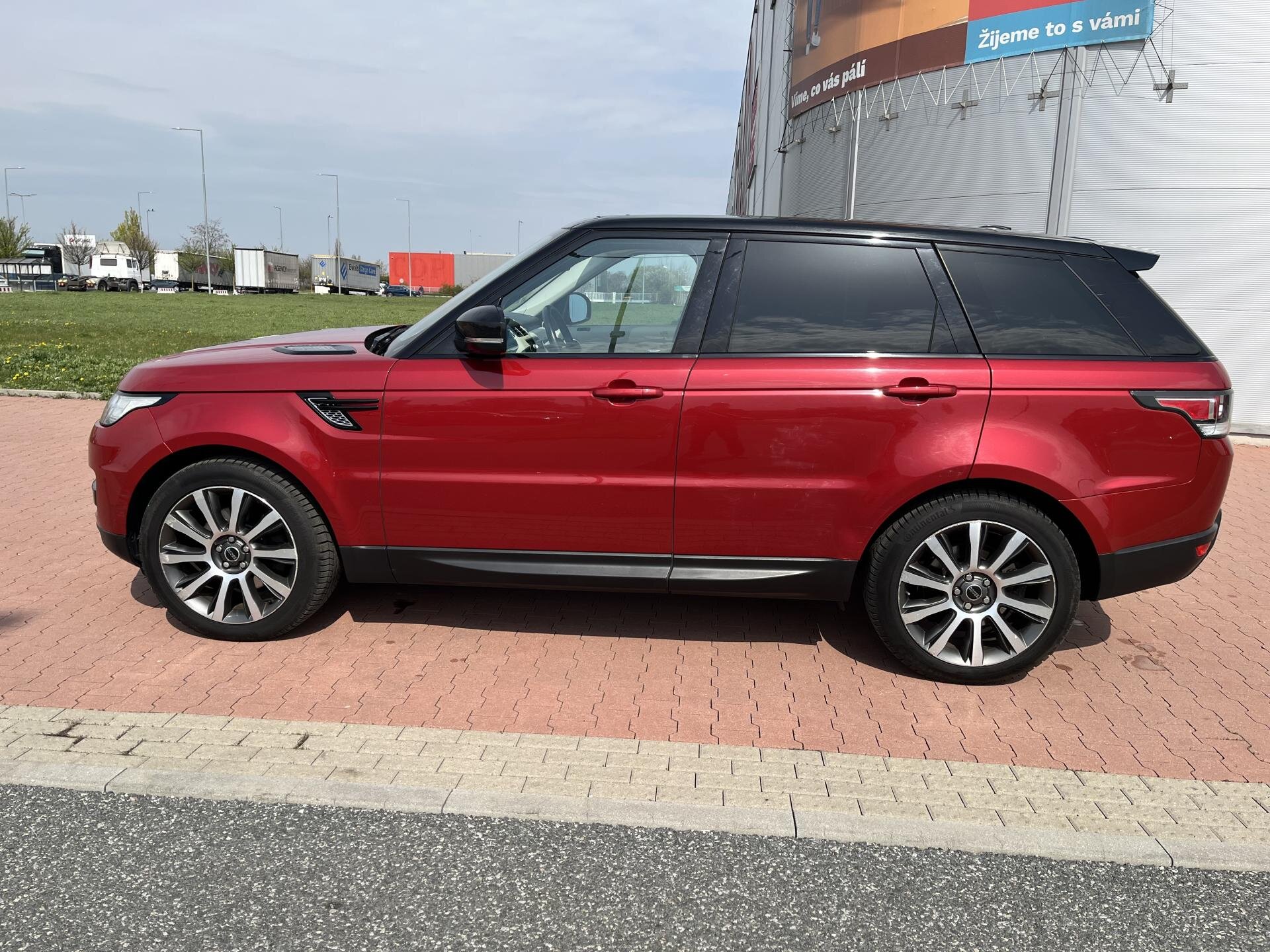 Land Rover Range Rover Sport SUV / Terénní 3,0 l 190 kw