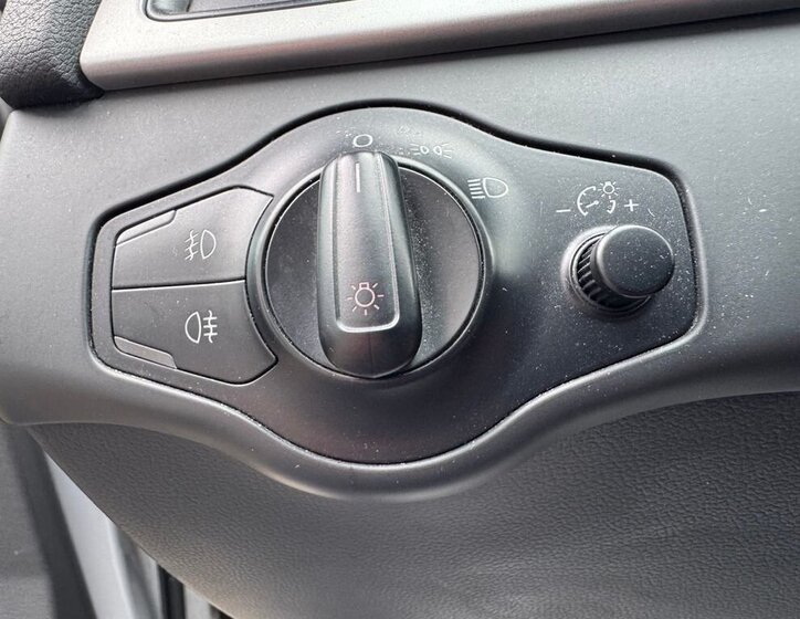 Audi A4 Sedan / Limuzína 1,8 l 88 kw