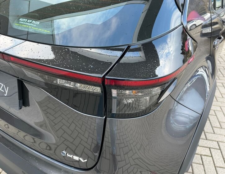 Toyota Yaris Cross 11