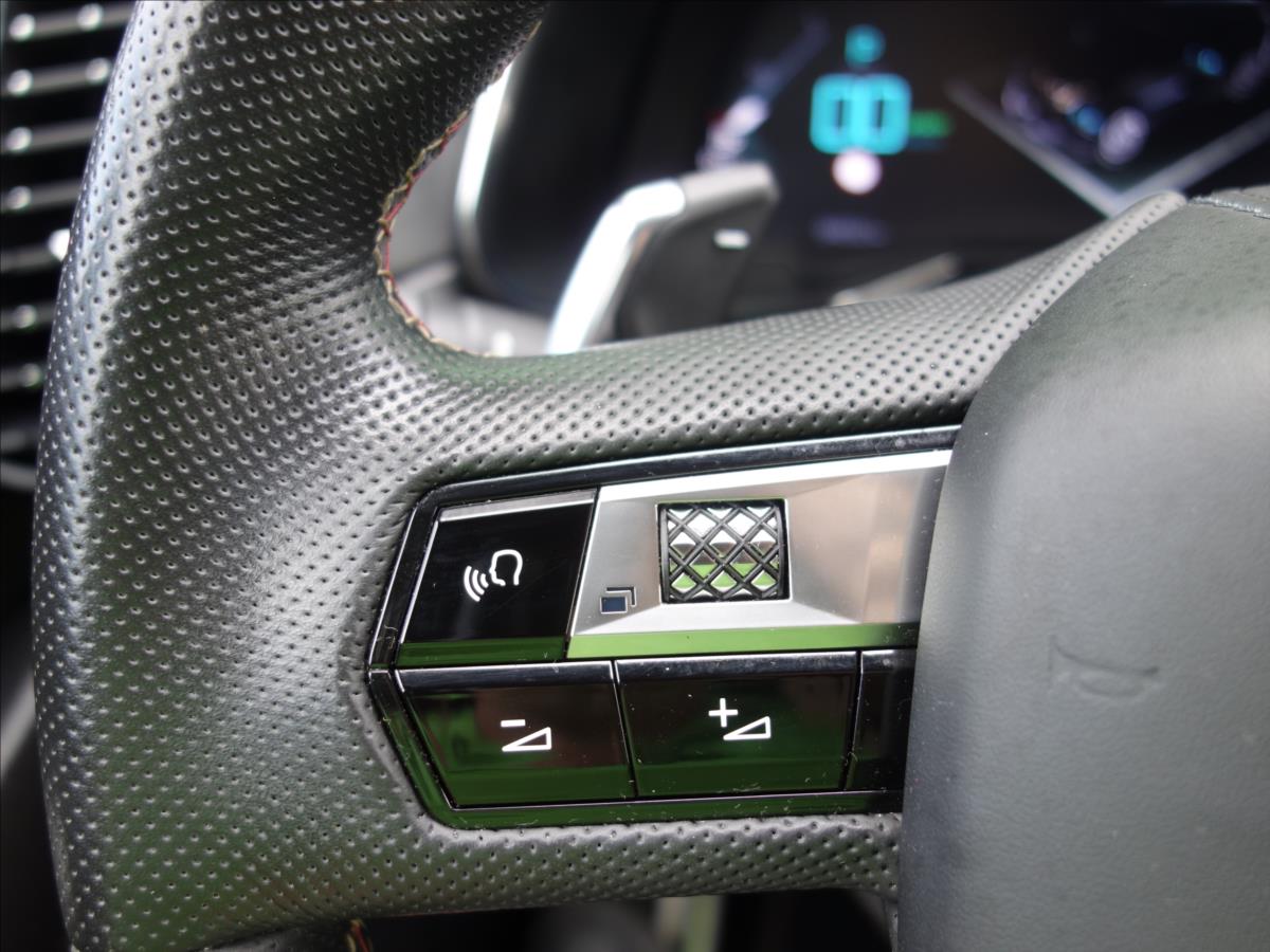 DS Automobiles DS7 Crossback