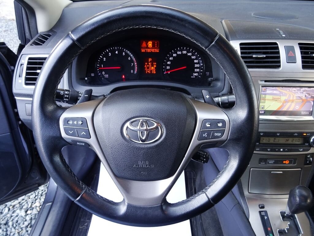 Toyota Avensis Sedan / Limuzína 2,0 l 112 kw