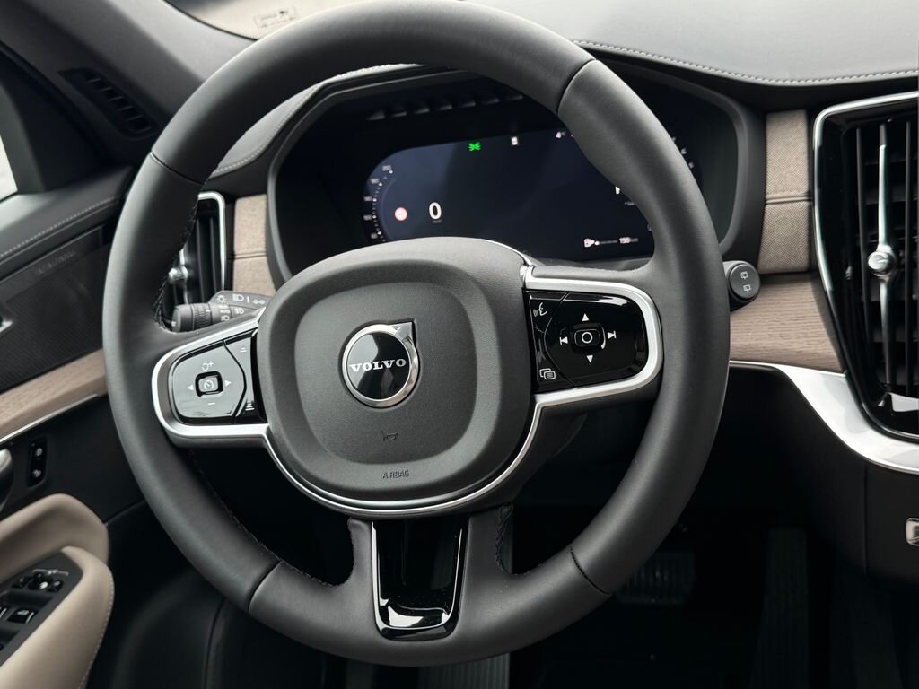 Volvo XC90 SUV / Terénní 2,0 l 184 kw