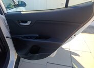 KIA Stonic Hatchback 1,4 l 73 kw