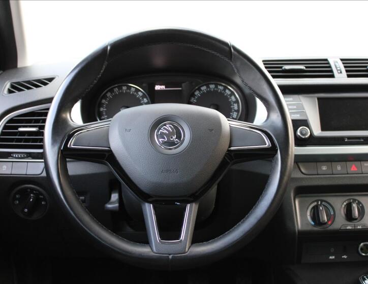 Škoda Fabia 18