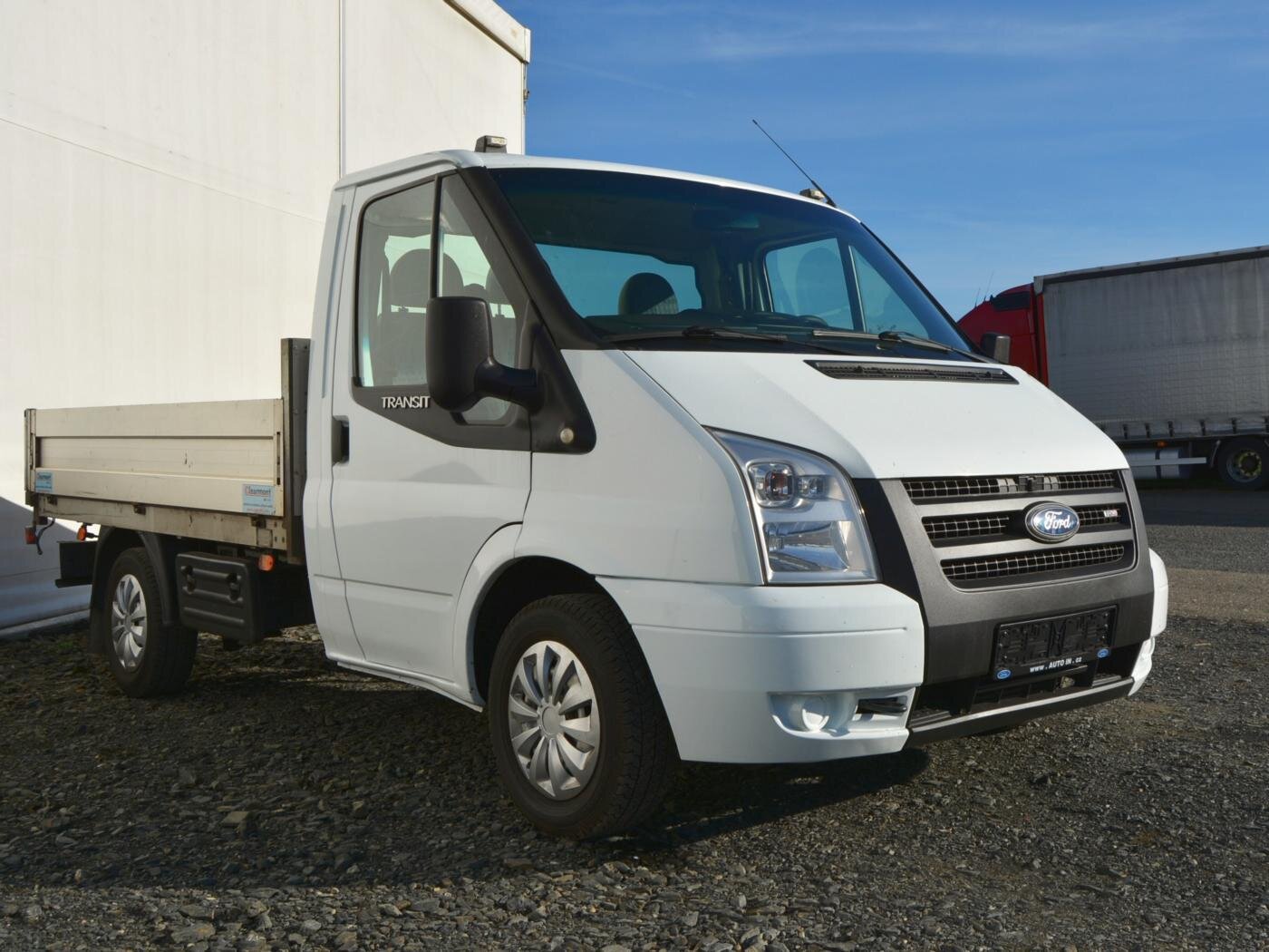 Ford Transit Valník 2,2 l 63 kw