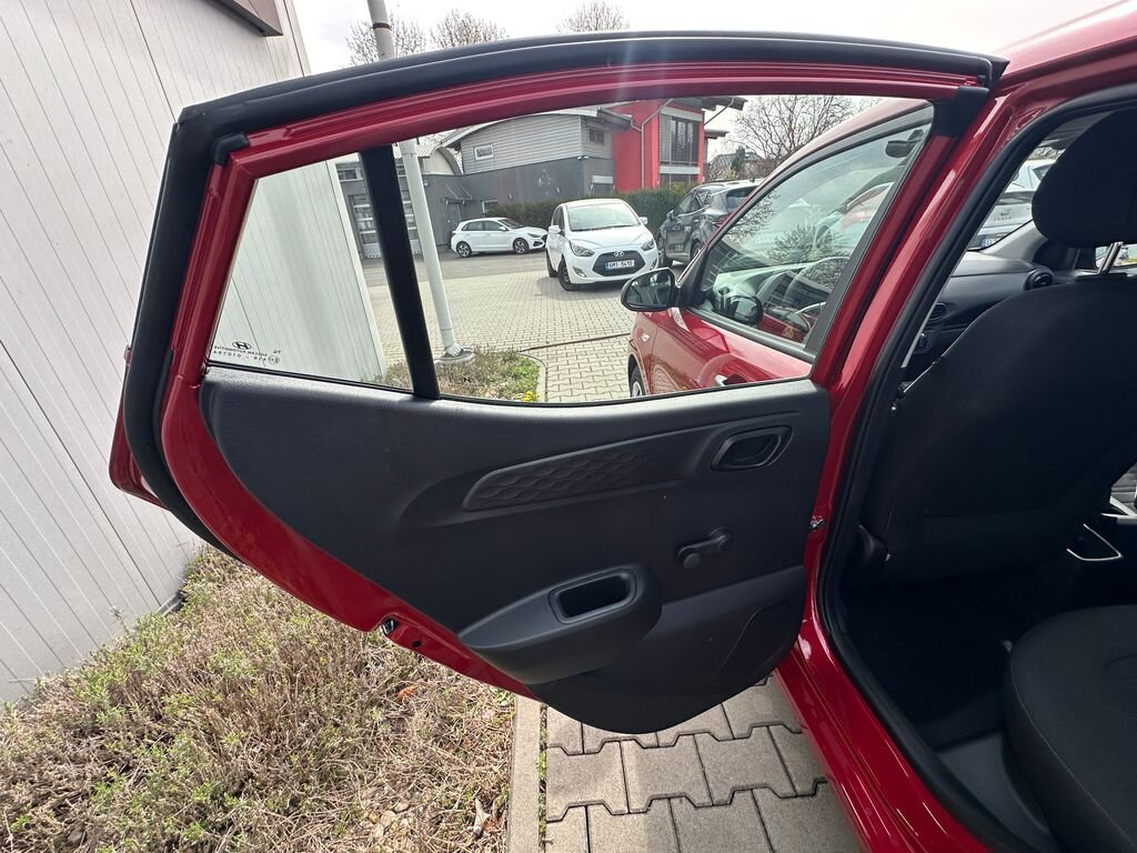 Hyundai i10 Hatchback 998,0 46 kw