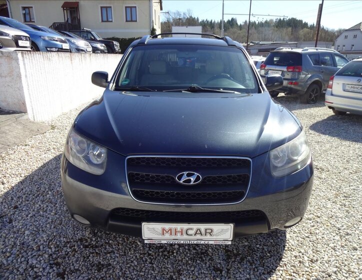Hyundai Santa Fe SUV / Terénní 2,2 l 114 kw