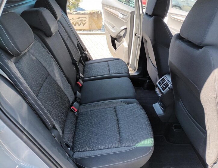 Škoda Karoq SUV / Terénní 2,0 l 110 kw