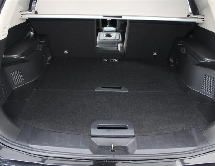 Nissan X-Trail SUV / Terénní 1,6 l 96 kw