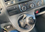 Volkswagen Caravelle 18