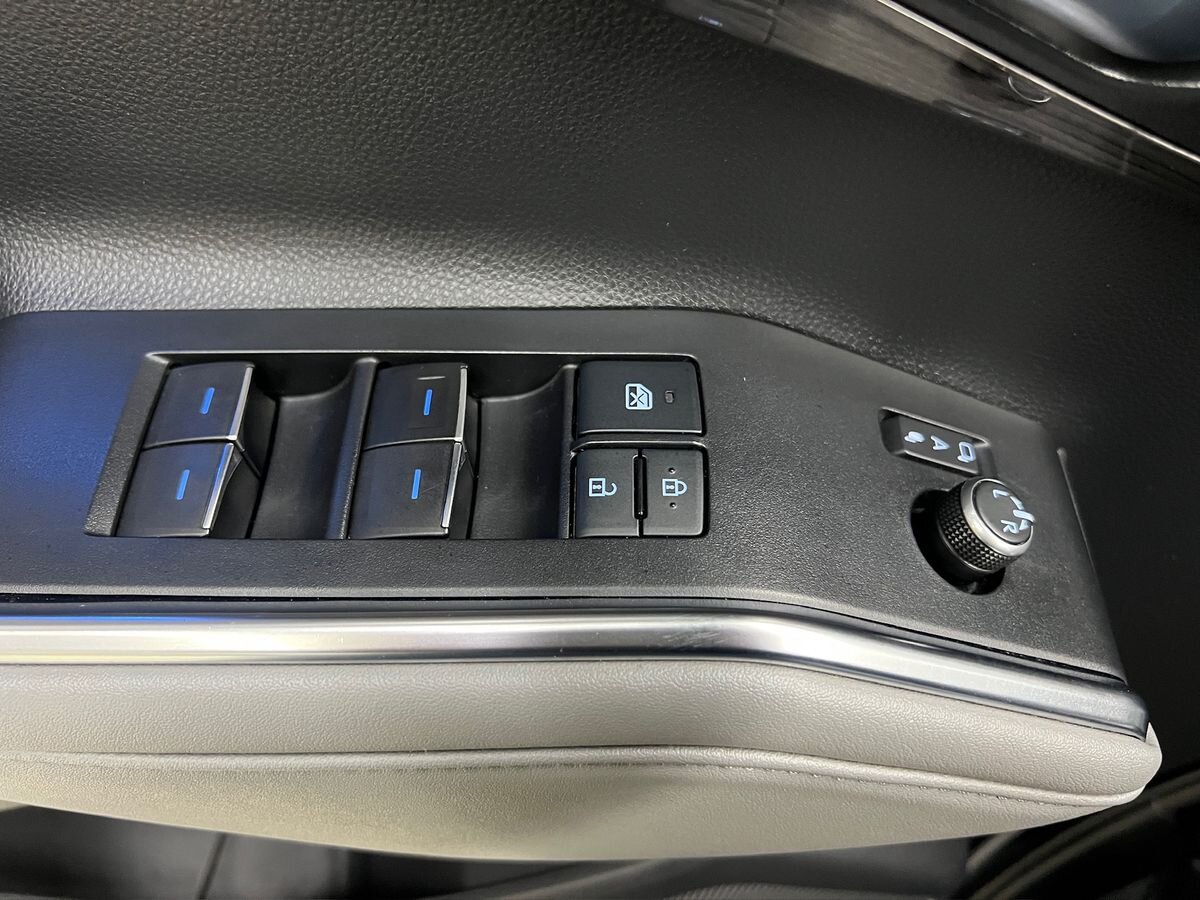 Toyota Highlander SUV 2,5 l 182 kw