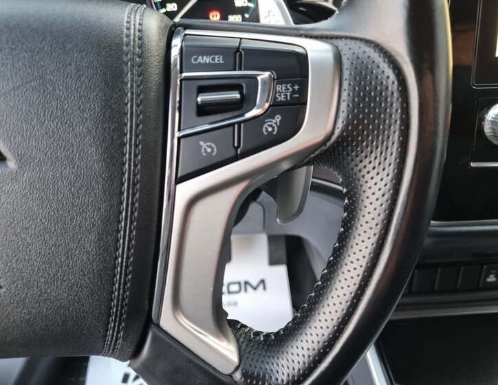 Mitsubishi Outlander SUV / Terénní 2,4 l 165 kw