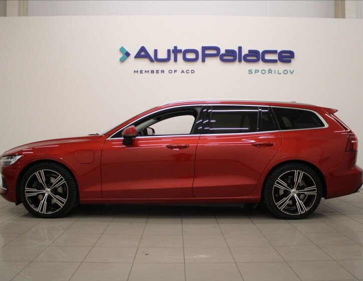 Volvo V60 Kombi 2,0 l 257 kw