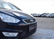 Ford Galaxy 13