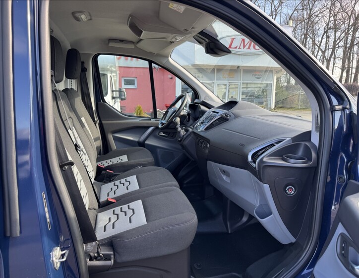 Ford Transit Custom 7