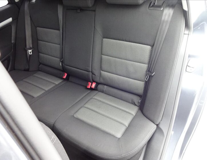 Škoda Octavia Kombi 1,8 l 118 kw